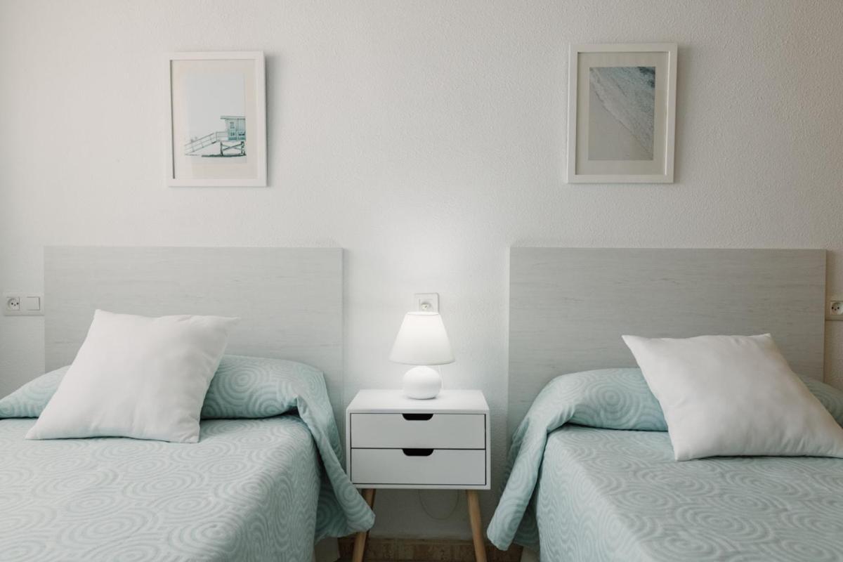 סנטיאגו דה לה ריברה Apartamentos Pagan מראה חיצוני תמונה
